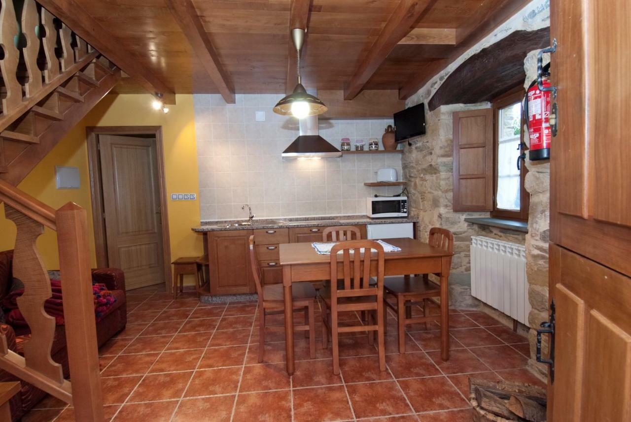 Apartamentos Rurales Tia Vicenta Santa Eulalia de Oscos Exterior foto